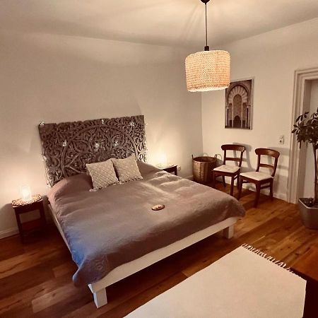 Apartment Am Schloss - Charme Saarbrucken Bagian luar foto