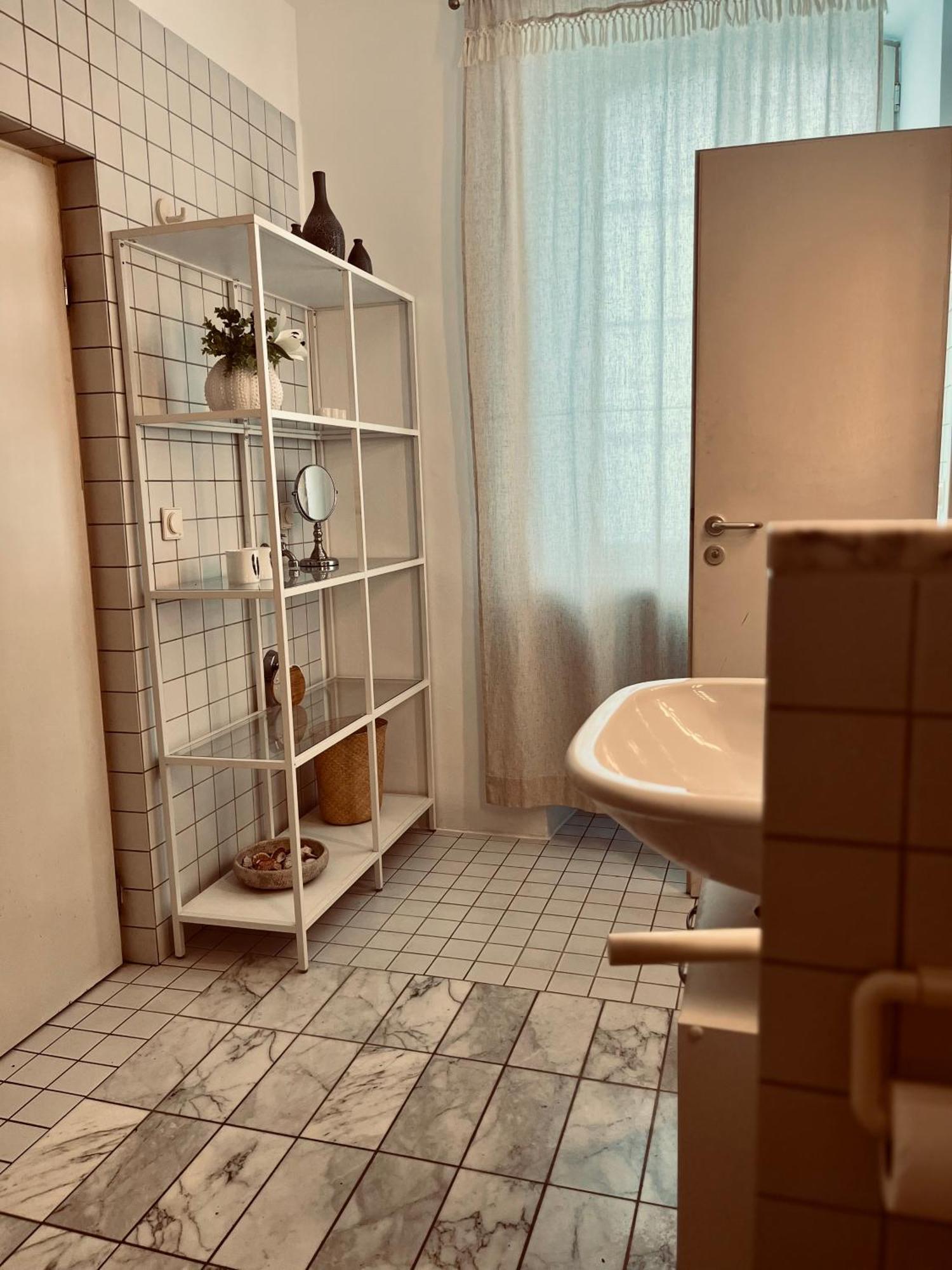 Apartment Am Schloss - Charme Saarbrucken Bagian luar foto