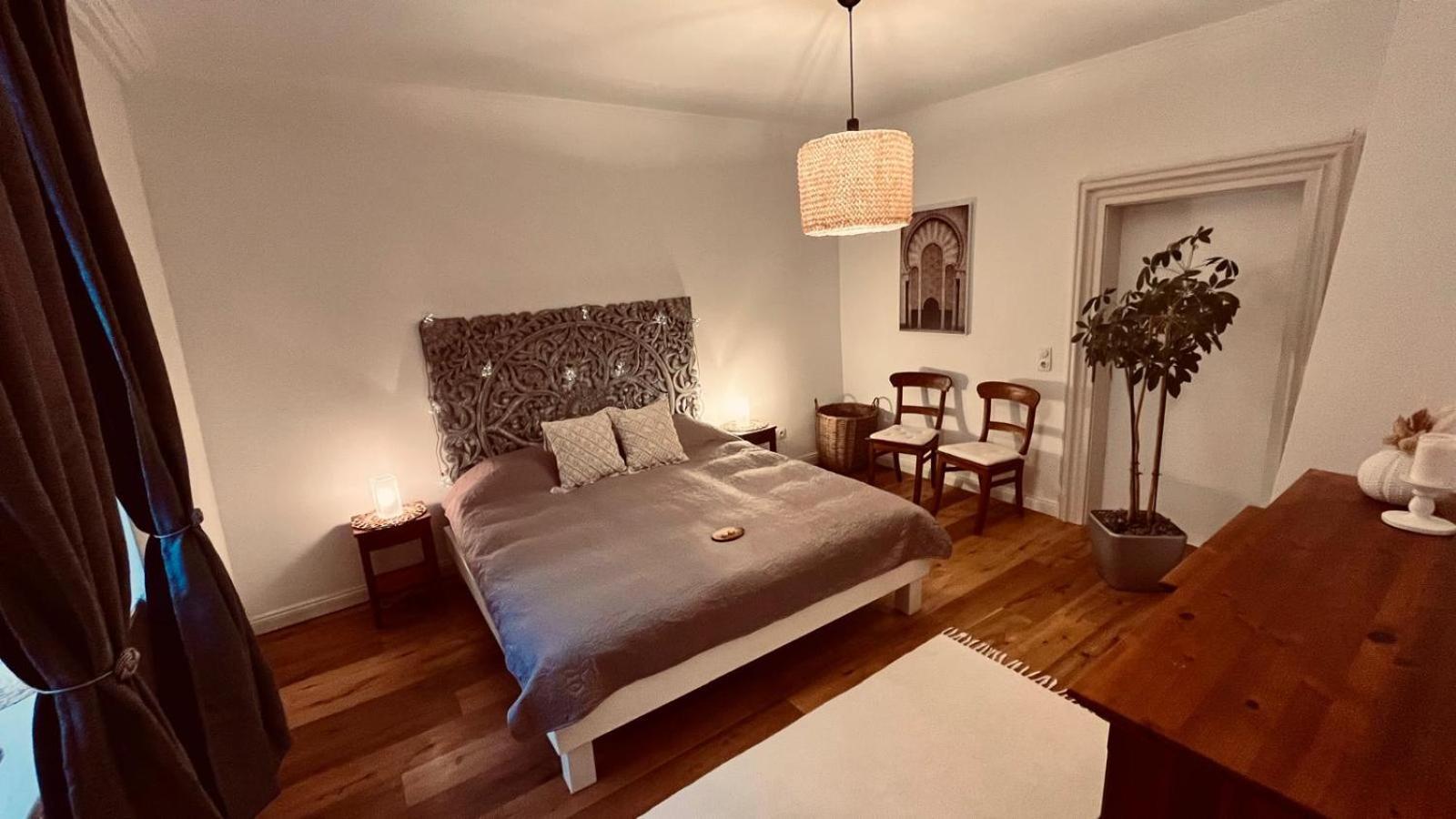 Apartment Am Schloss - Charme Saarbrucken Bagian luar foto